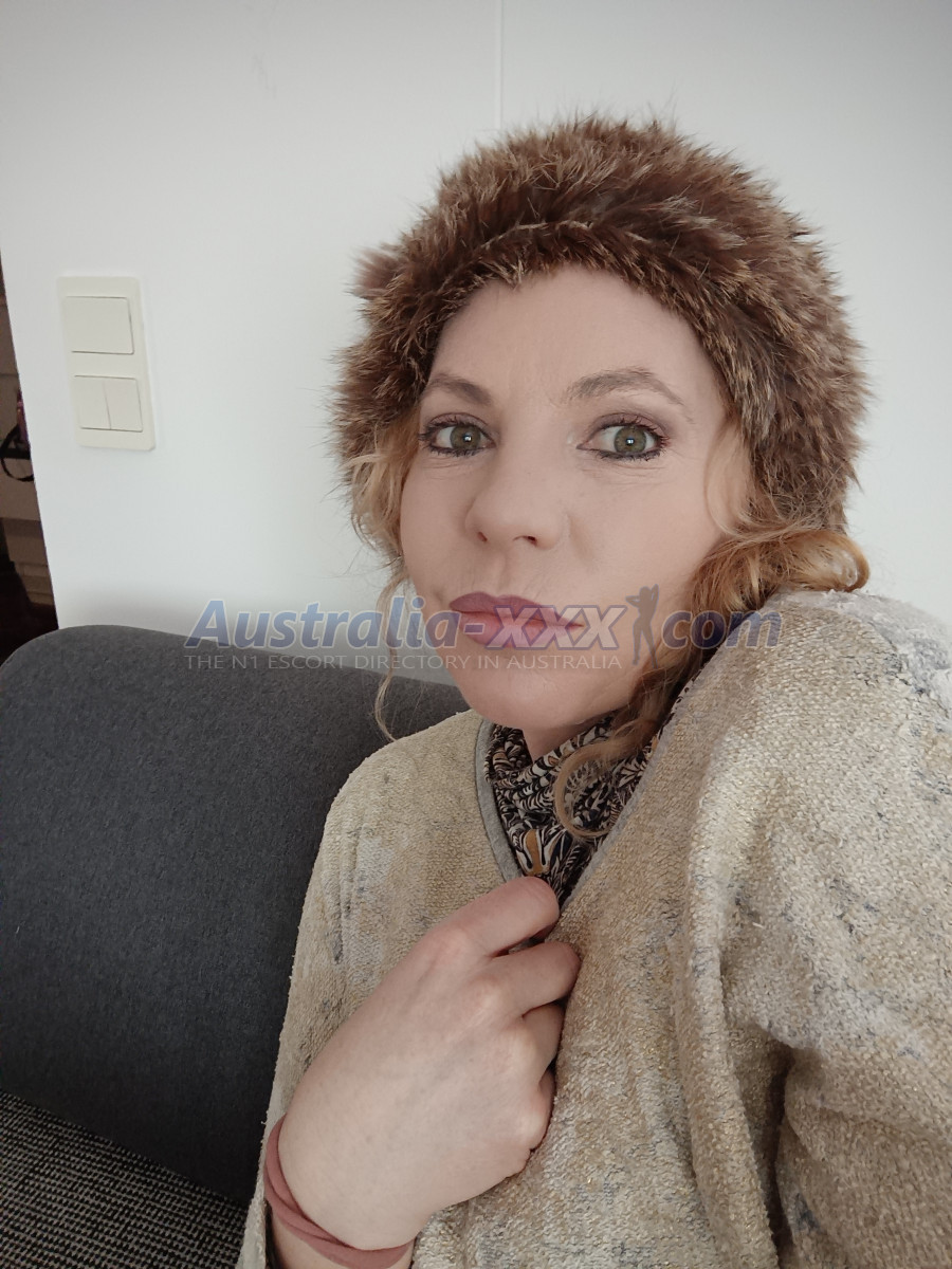 Mistress Lady Pamela - 1638