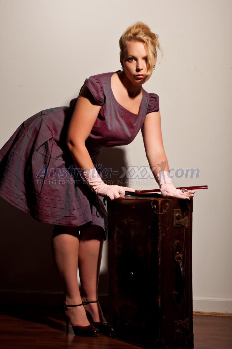 Mistress Lady Pamela - 1636